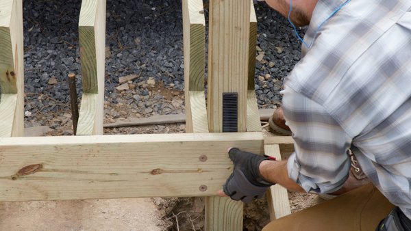 How to Build Deck Stairs | Trex | Trex