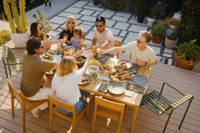 https://images.trex.com/is/image/trexcompany/lin-dacotah-003-cl-decking-people-spending-time-together-beauty-CL010616TLS48:Secondary-Hero