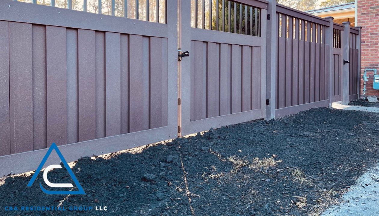 Trex Seclusion’s Fencing Woodland Brown!