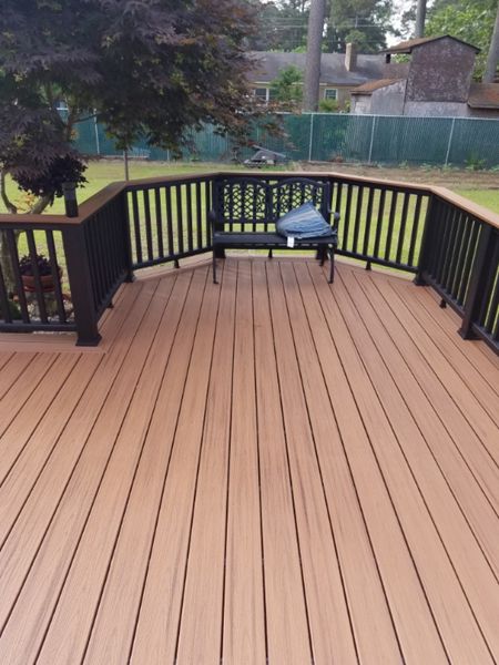 Westmoreland Deck: Tiki Torch decking, Charcoal black rails with Tiki Torch cocktail rail