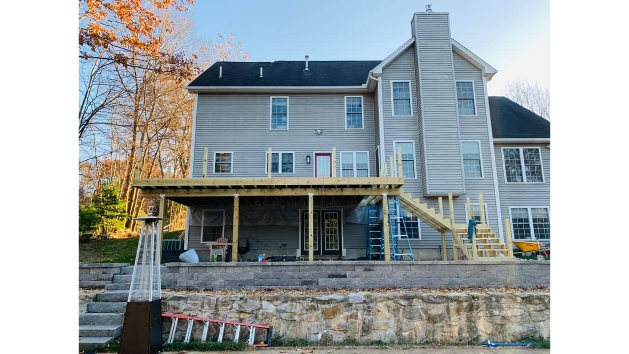 450 Sq Ft Island Mist deck with Rainescape system