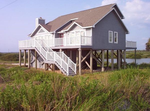 Trex Transcend railing 3 oceanfront decks