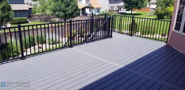 Trex Enhance Clam Shell