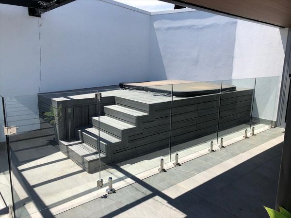 1 of 10 Island Mist spa decks in a high rise in Cottosloe