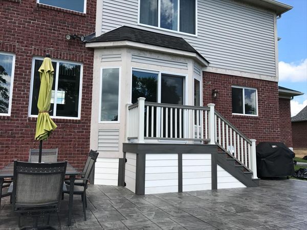 Island Mist stairs and Landing - Transcend Railing in Gravel path and white - Harrison Township, MI