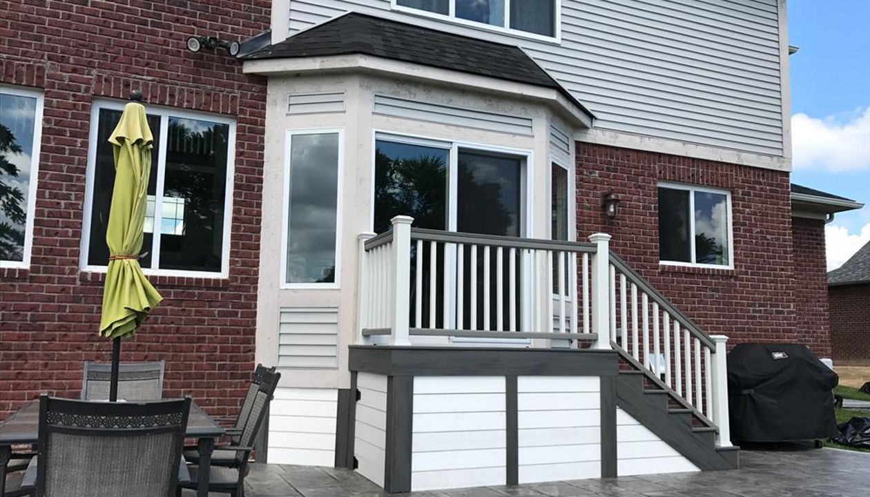 Island Mist stairs and Landing - Transcend Railing in Gravel path and white - Harrison Township, MI