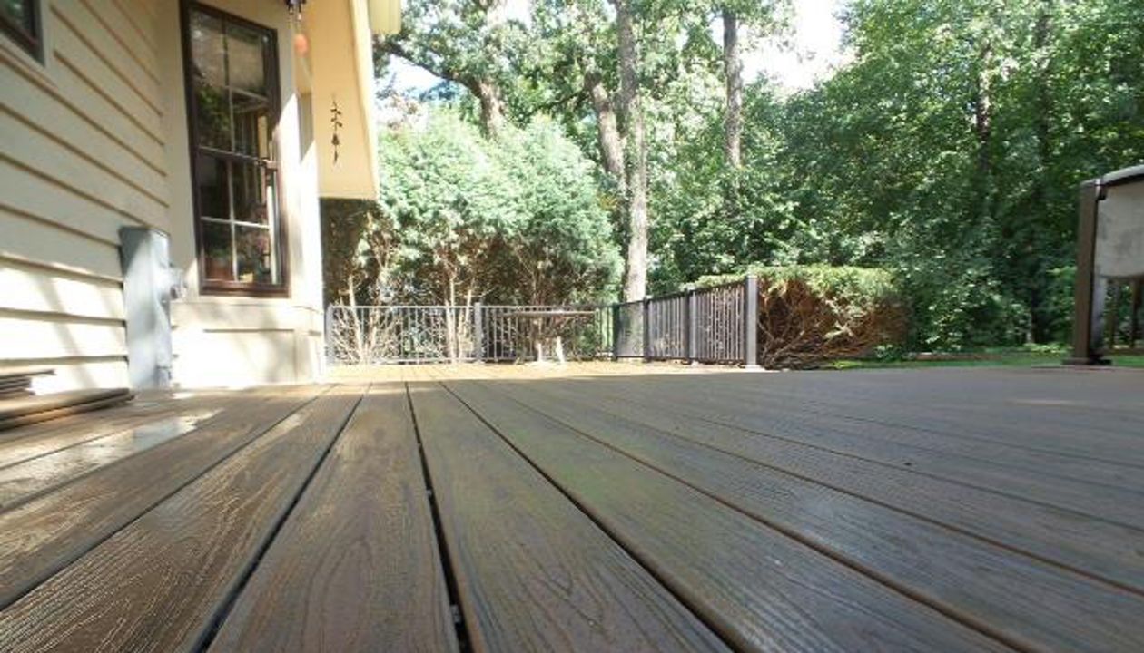 Trex Transcend Spiced Rum Deck