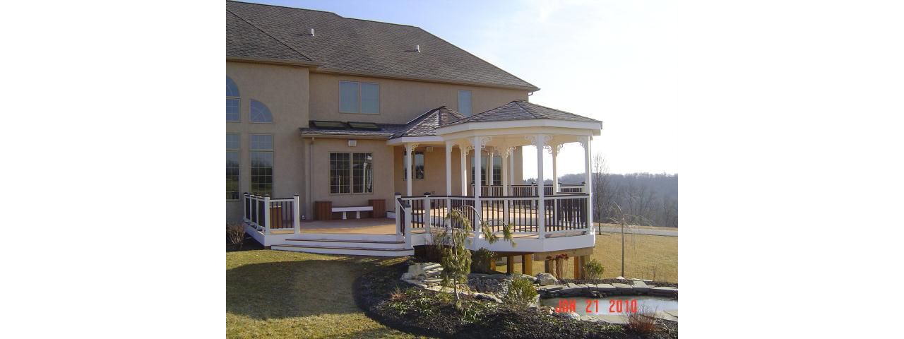Multi-Level with Pergola