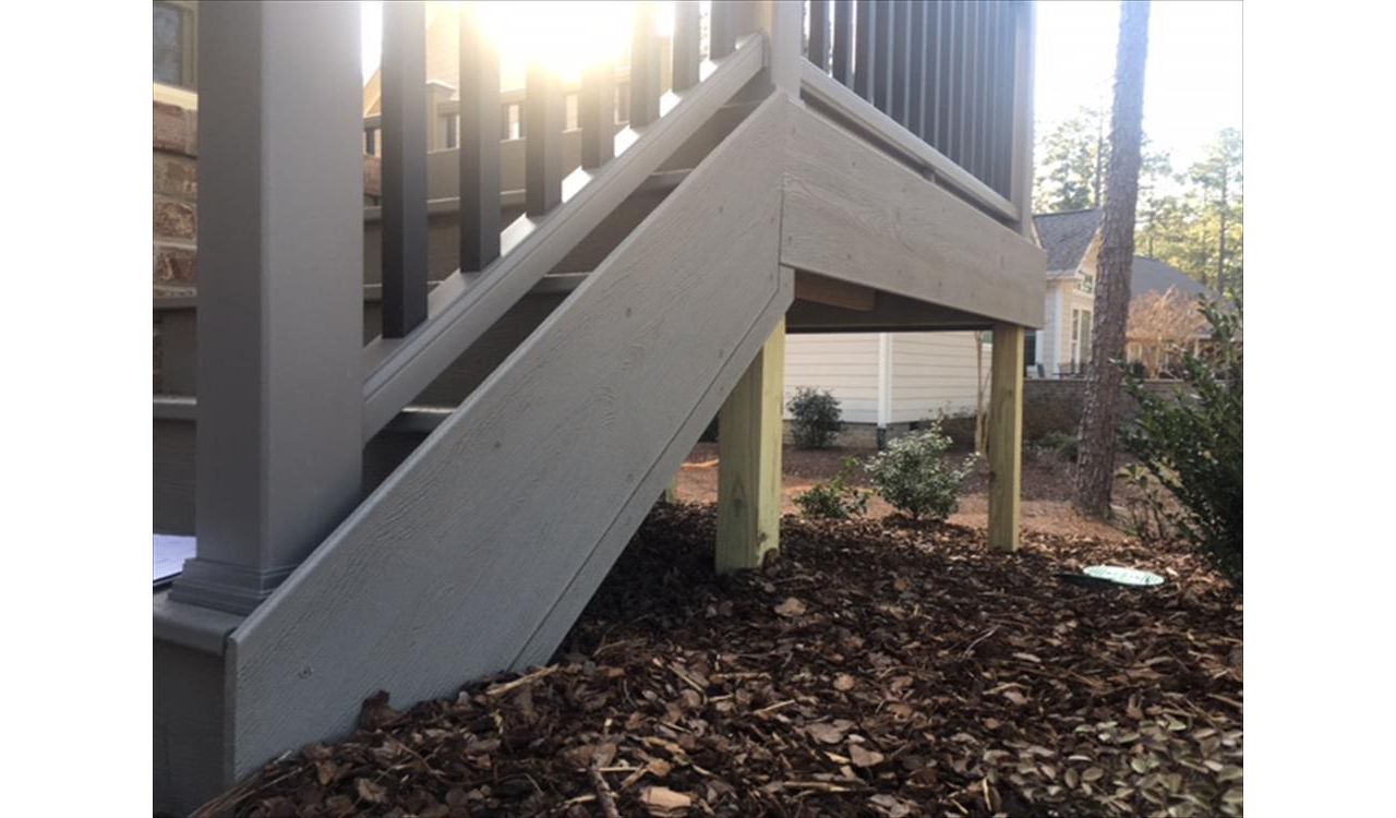 Trex Transcend fascia board is installed properly and resists moving and decay