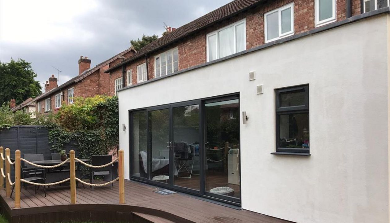 Small but effective decking area we completed in Didsbury. Trex Transcend Vintage Lantern