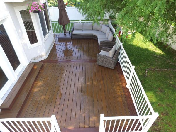 24x14 Trex spiced rum and lava rock trim