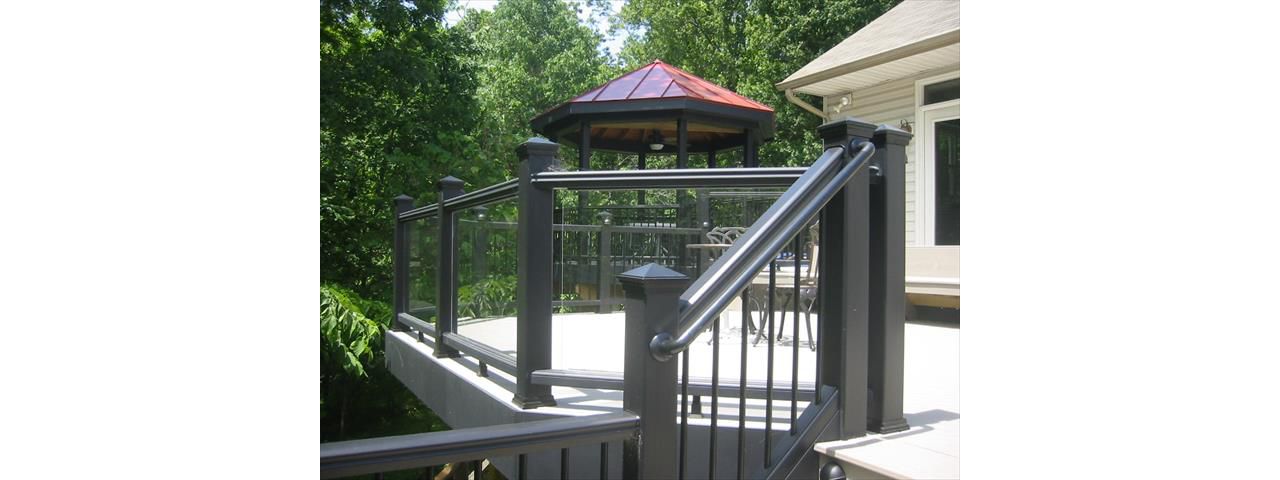 Trex Transcend Glass Railing