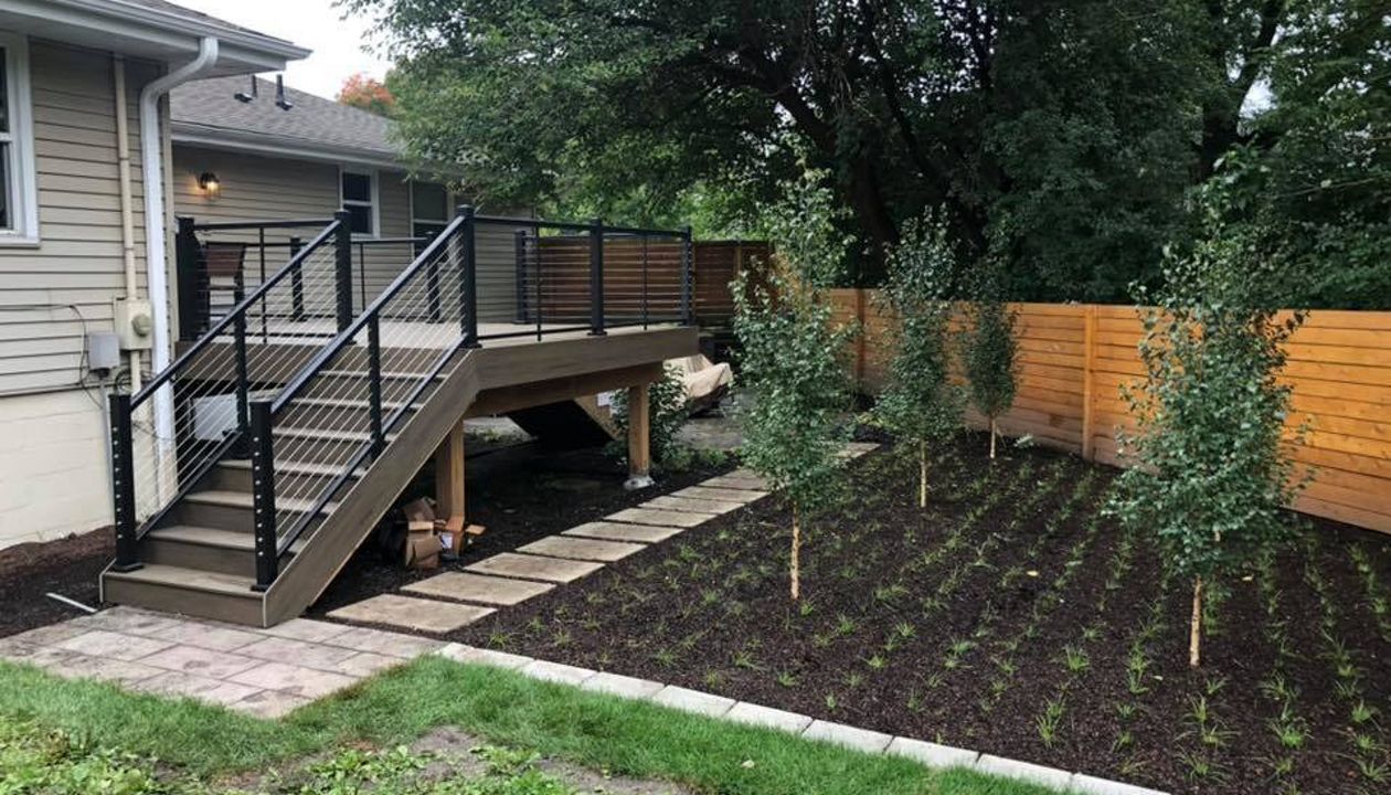 Trex Enhance Coastal Bluff Composite Decking with Cable Railing