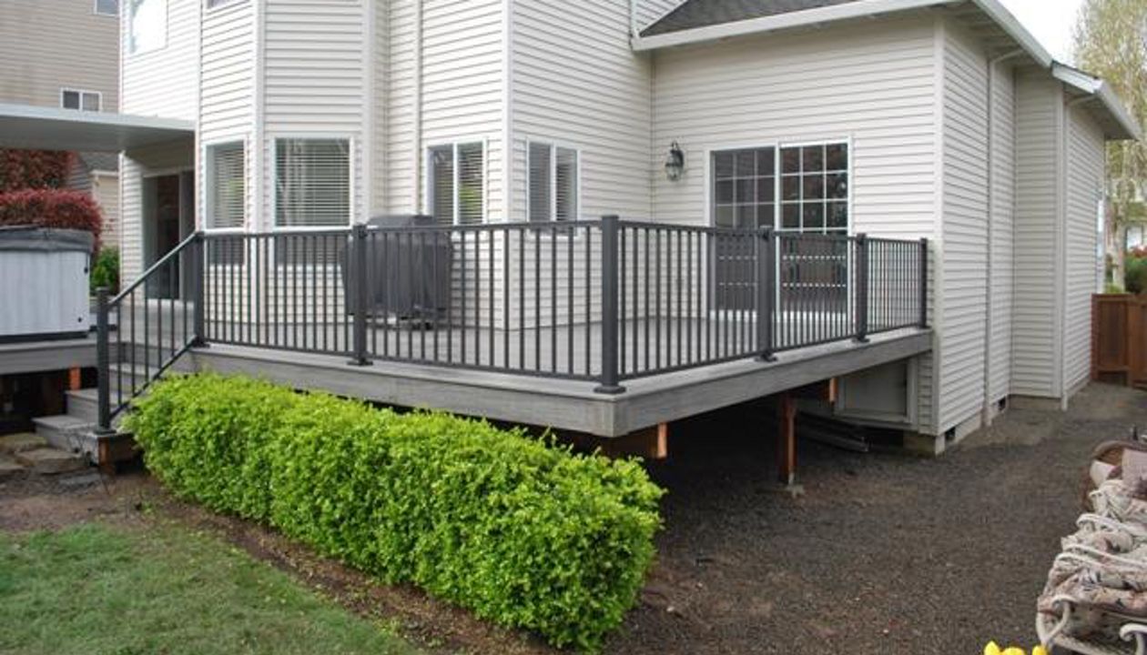 Tigard Trex Transcend Island Mist Deck-Trex Reveal rail