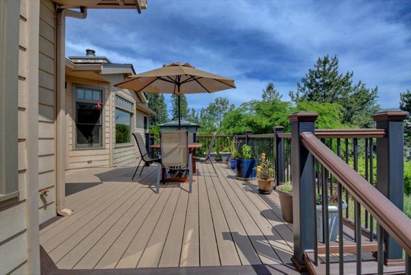 Trasend Rope Swing and Vintage Lantern accent Ashland, Or.