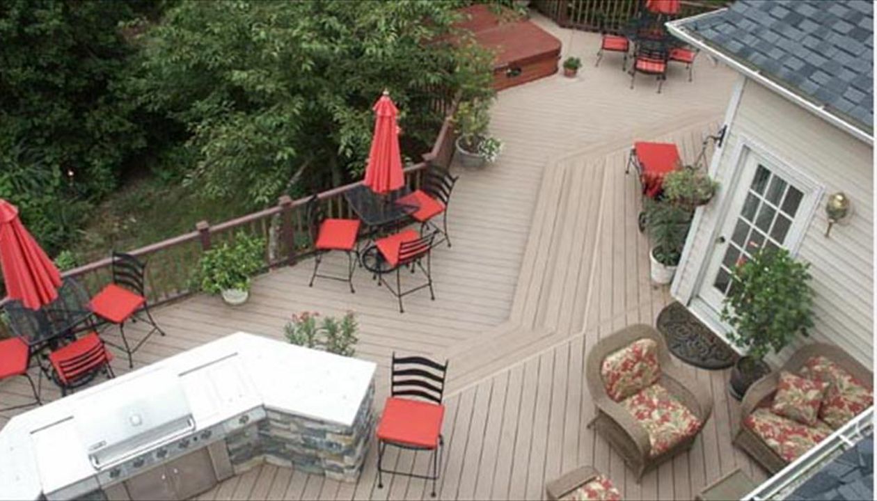 Beautiful multi-level custom Trex deck in Raleigh, NC