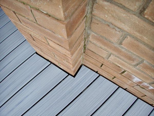 Trex Naturals in Foggy Wharf. Detail of baords next to wall