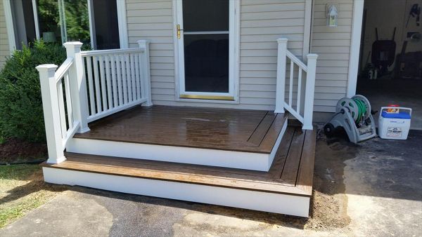 White Trex Transcend railing and composite decking.