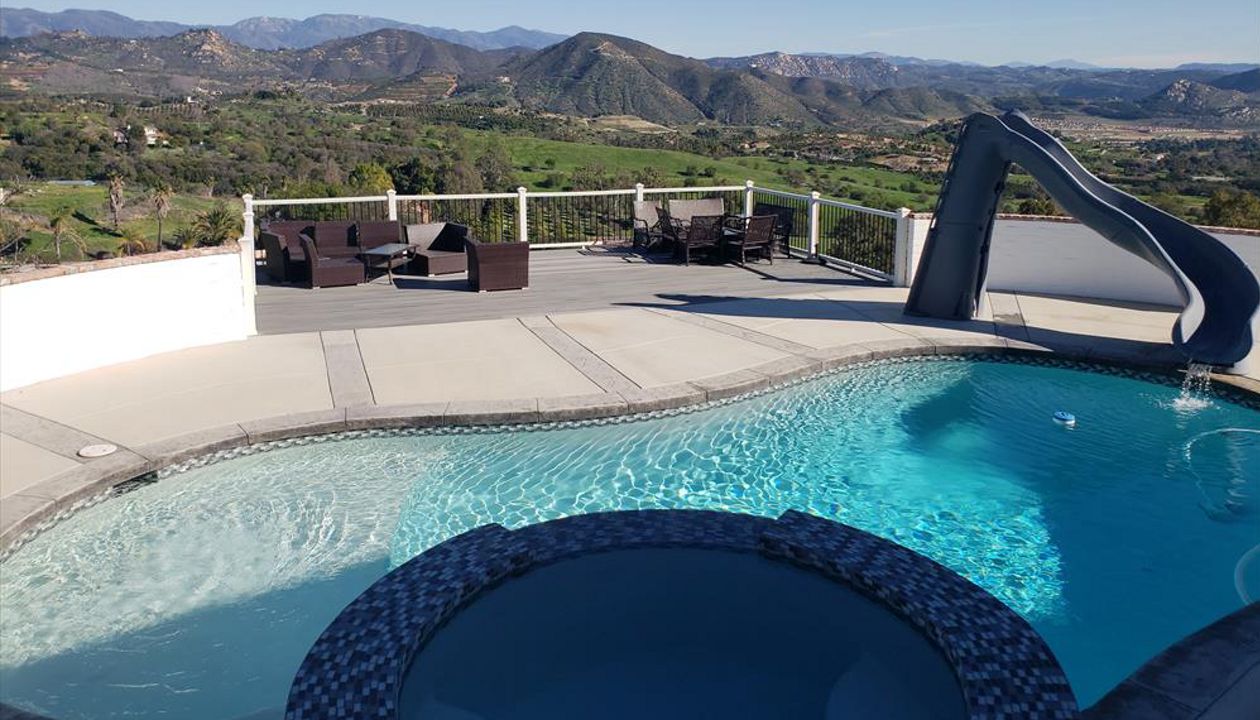 Trex decking and handrail