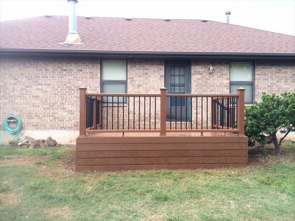 Trex Transcend Tree House Decking & Railing in Springfield, MO