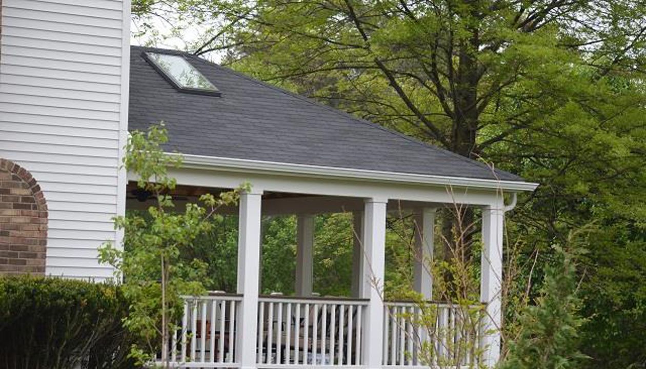 Covered Porch inTrex