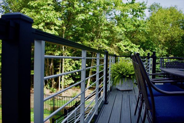 Trex Signature rod railing