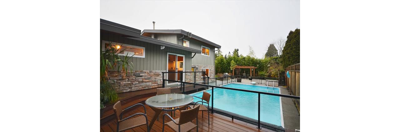 Trex Transcend Spiced Rum and Lava Rock; Pool Side Deck with glass railings - Delta BC