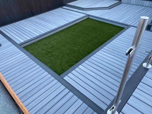 This one was something different! 160 Sq m of foggy wharf and calm water.