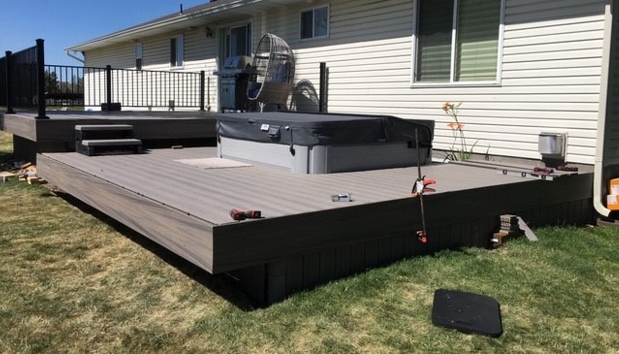 2 level hot tub surround