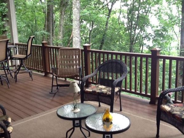 Trex Transcend Treehouse color deck with Treehouse Railing & a stunning view