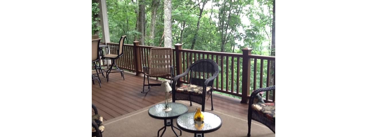 Trex Transcend Treehouse color deck with Treehouse Railing & a stunning view