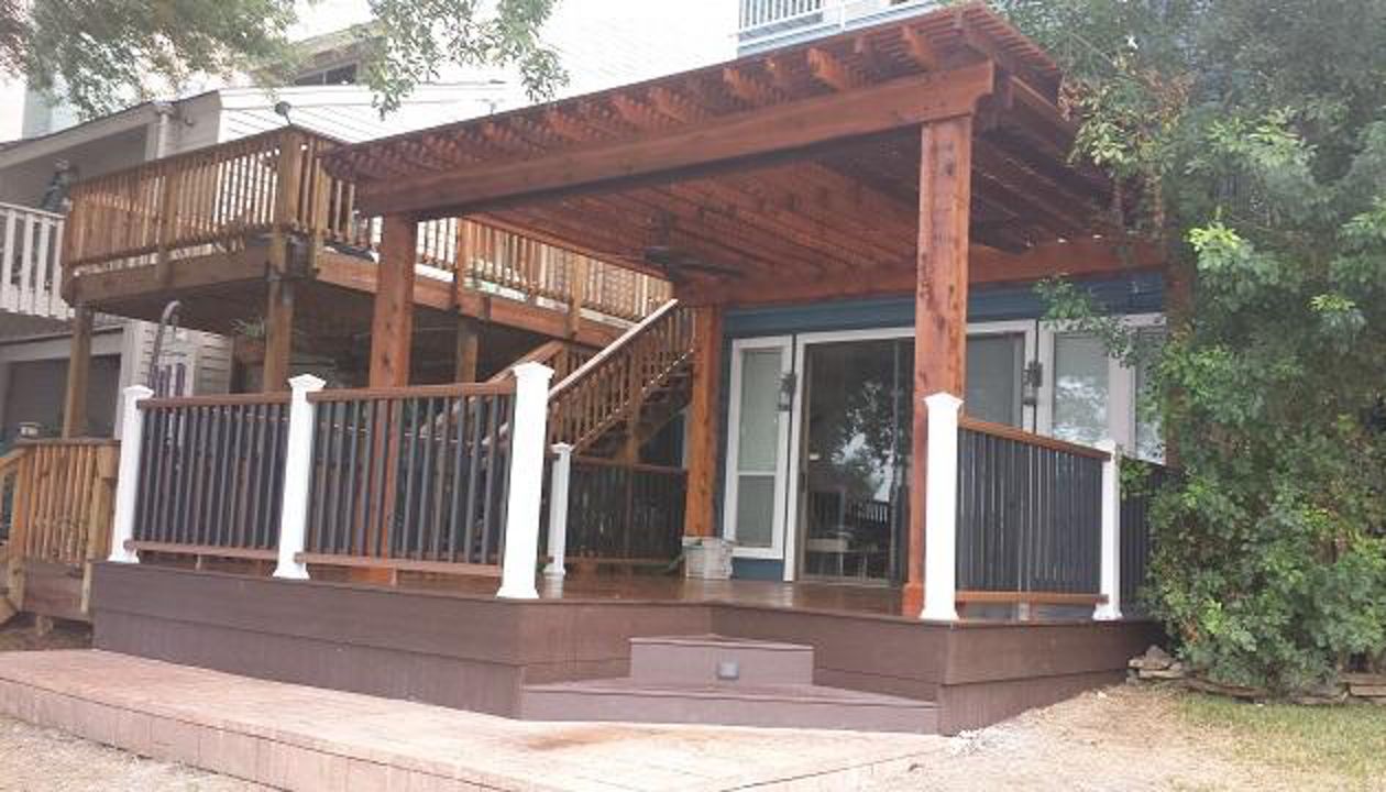 Beautiful Trex Transcend Deck and Transcned Railing