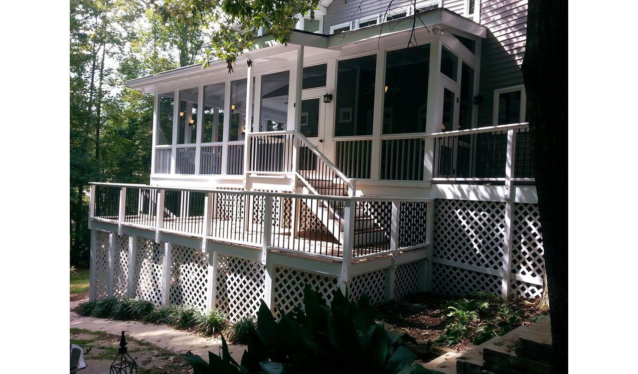 Trex Deck with Screened In Porch