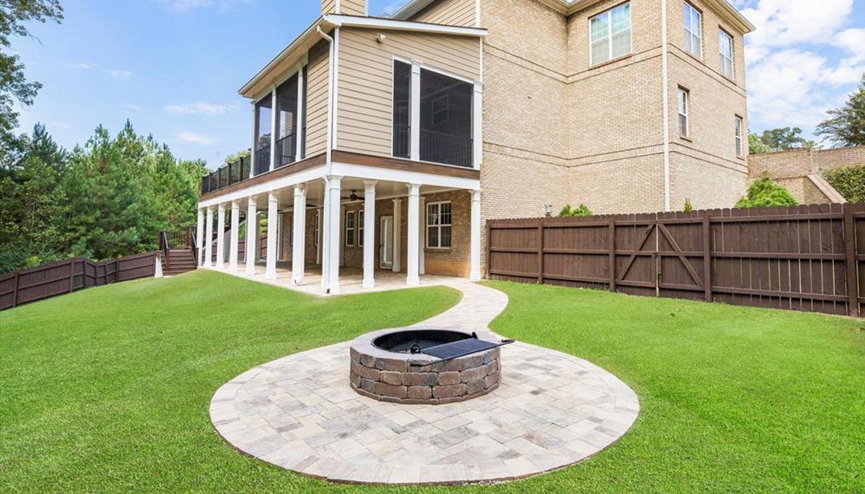 Custom Spiced Rum porch/deck