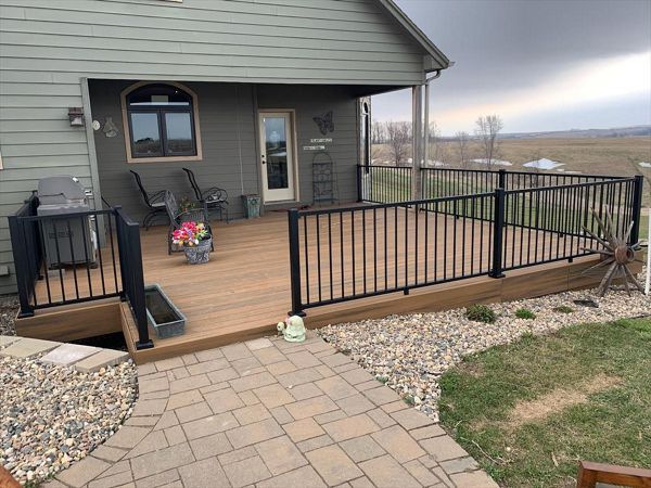 Tiki Torch Transcend decking with Signature Aluminum railing