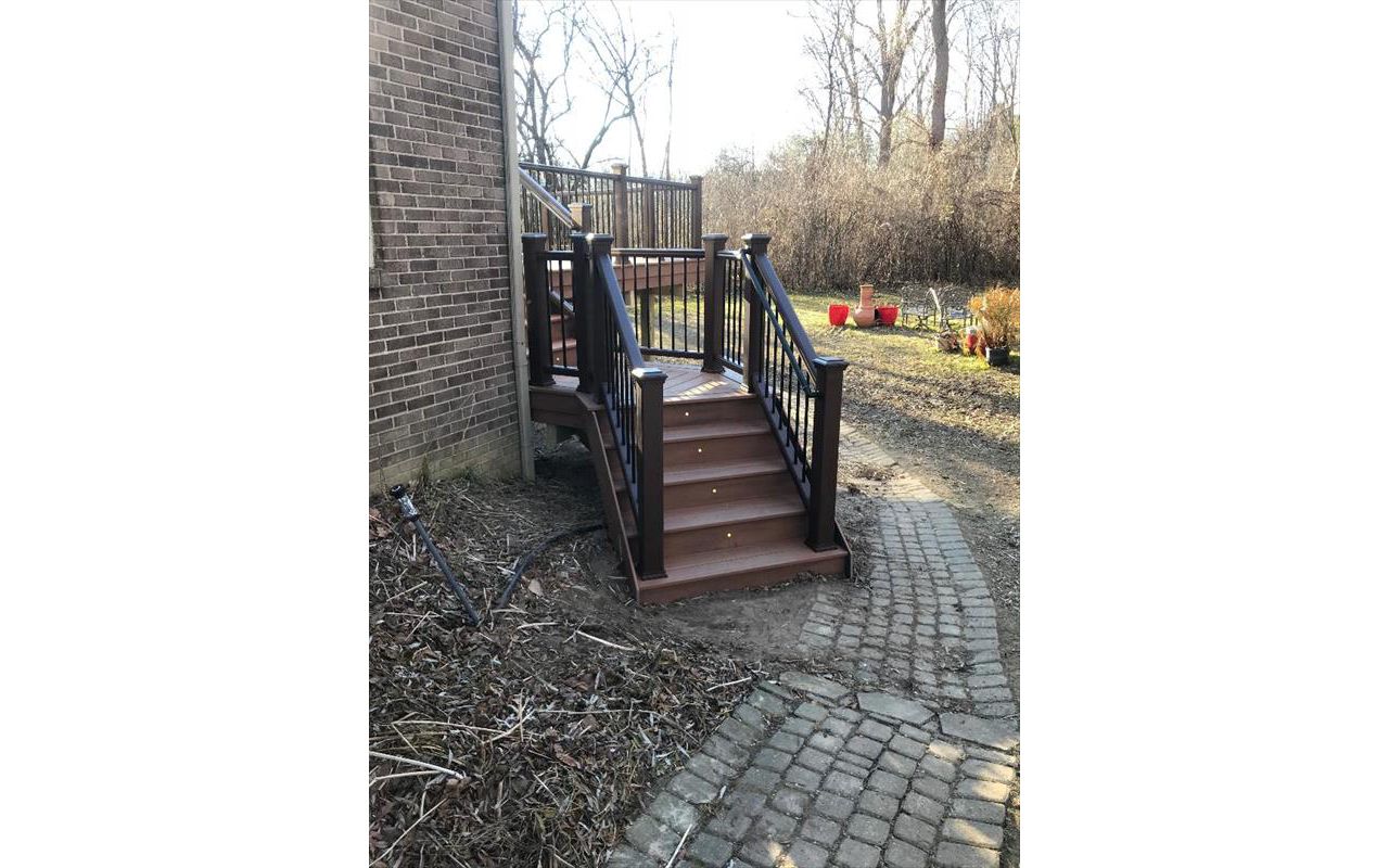Trex Enhance Beach Dune, Transcend Railing, South Lyon