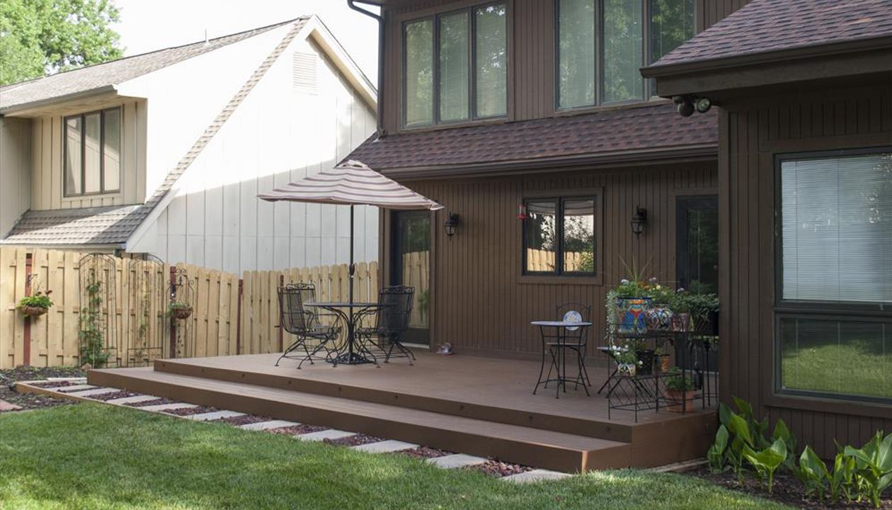 ReTouch Outdoor Trex Patio Deck