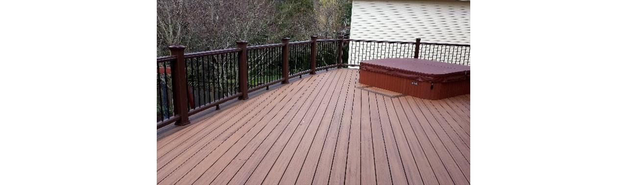 Trex Transcend Tiki Torch Decking w/ Vintage Lantern Railing, Beaverton,Oregon