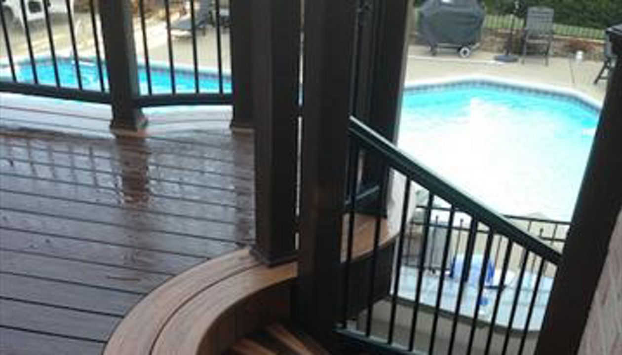 CREATIVE CURVE TIKI TORCH SPICED RUM