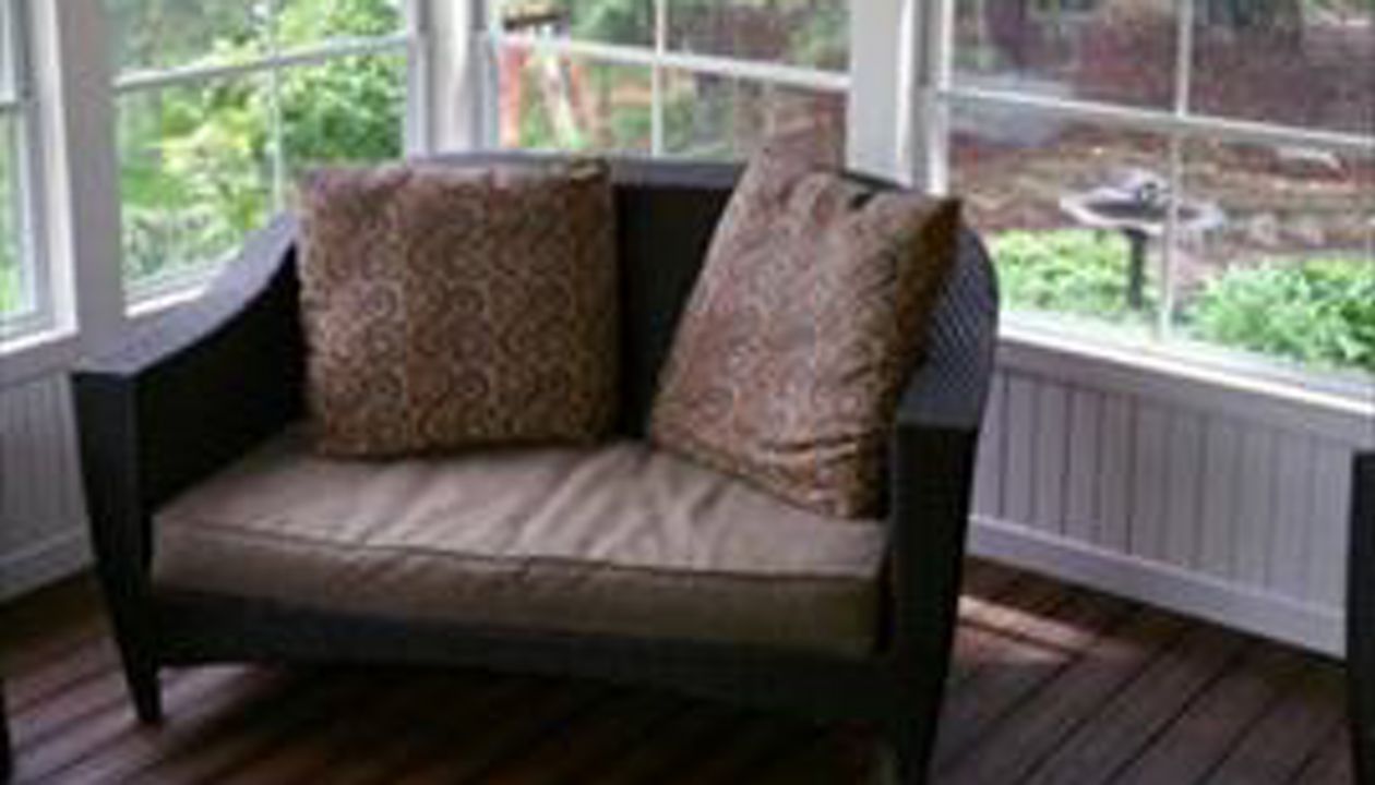 Trex Transcends Spiced Rum Porch flooring - Mankato, MN