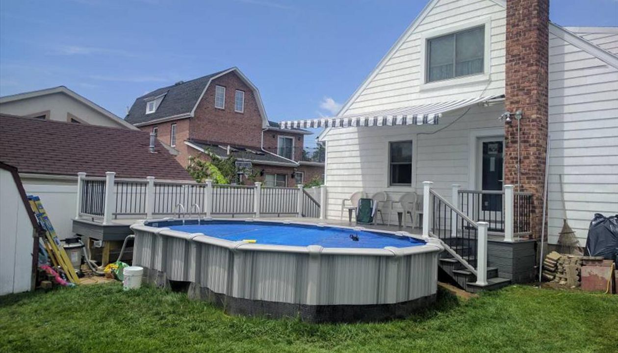 Transcend Pool Deck - Gravel Path/Island Mist 1