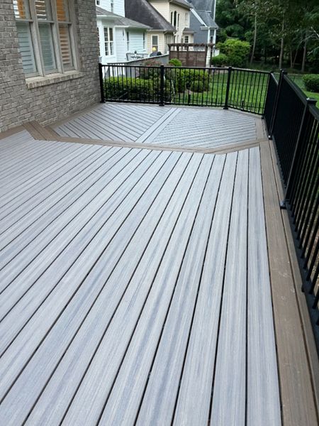 Rocky Harbor with Toasted Sand accents and Trex Signature aluminum railings