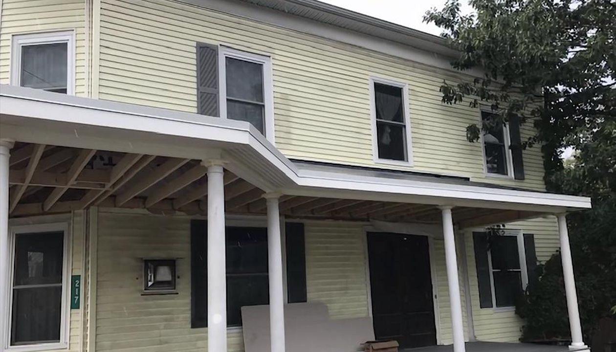 Custom Front Porch with Trex