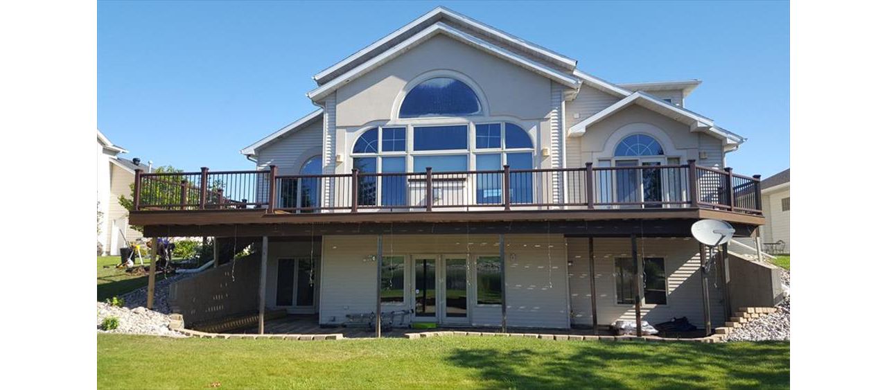 Build Right, Inc. Trex Transcend Composite Deck and Rail in Fargo, ND/Moorhead MN Area