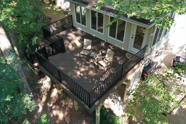 Wonderful second story deck to enjoy in the shade with the beautiful Spiced Rum Trex.