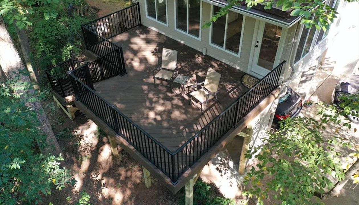 Wonderful second story deck to enjoy in the shade with the beautiful Spiced Rum Trex.