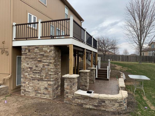 Trex Transcend Tropical (Spiced Rum) Deck with Trex Railing, Fascia and Lights - View from Left side of deck
