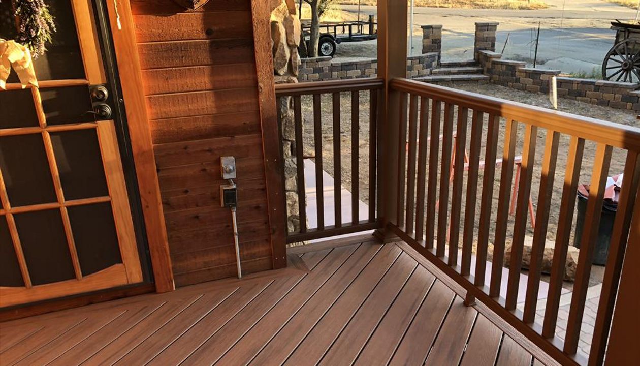 Tiki Torch Alpine Deck