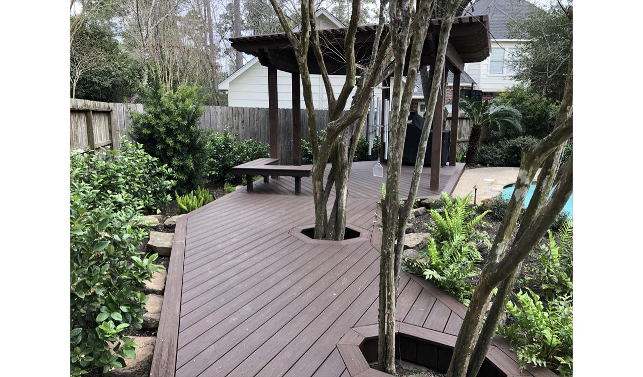 Trex "Lava Rock" Deck