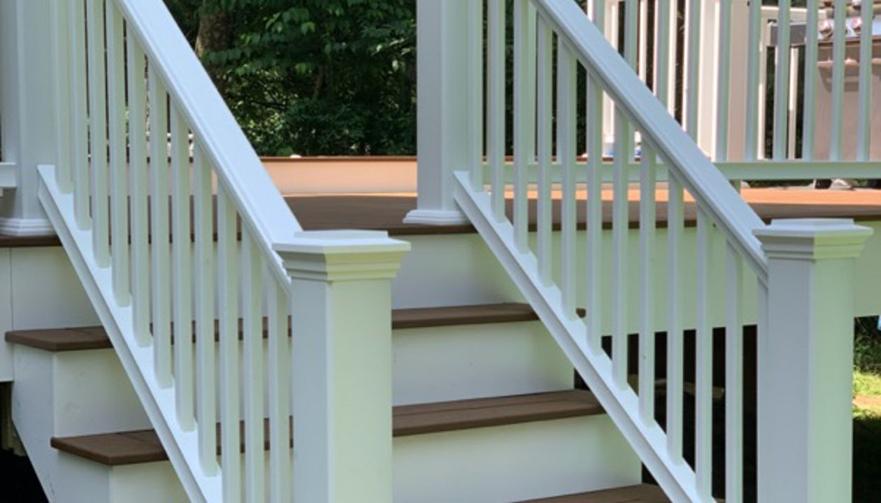 Club Drive Pool Deck - Trex Select Saddle